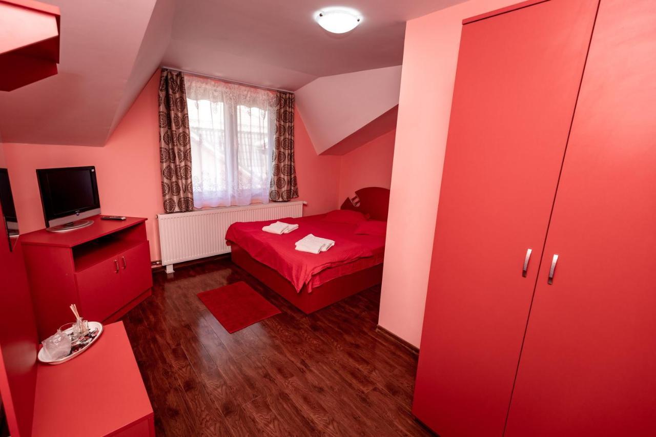 Hotel Complex Stefanesti Bozovici Esterno foto