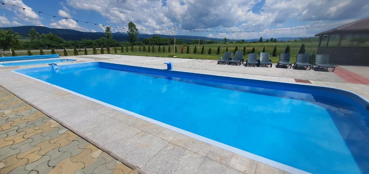 Hotel Complex Stefanesti Bozovici Esterno foto